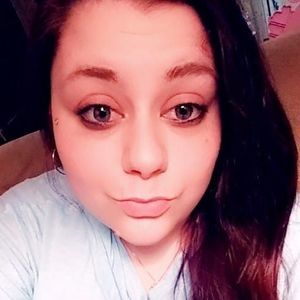 Meet your Posher, Kira